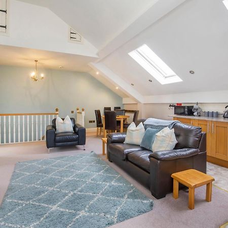 Holtby Grange Cottages Йорк Экстерьер фото