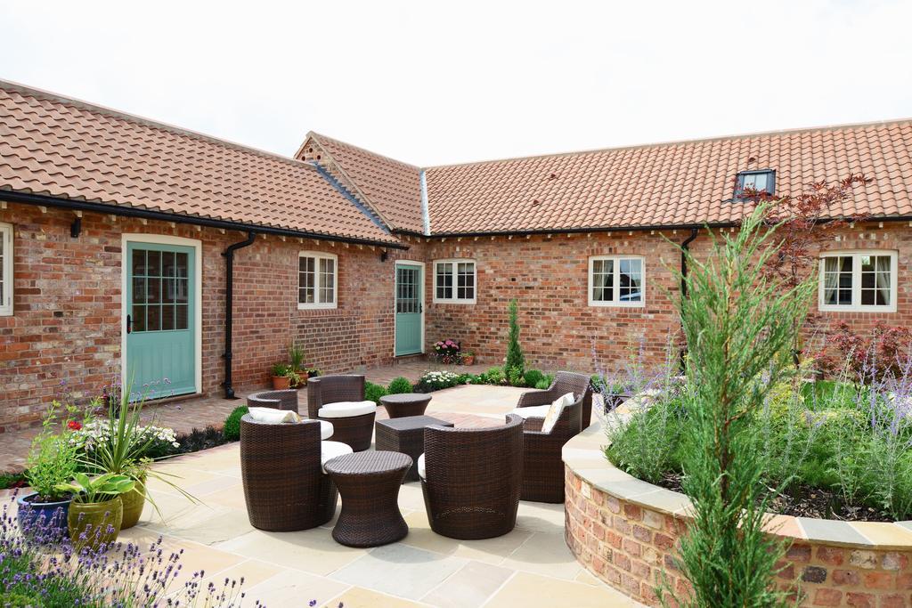 Holtby Grange Cottages Йорк Экстерьер фото