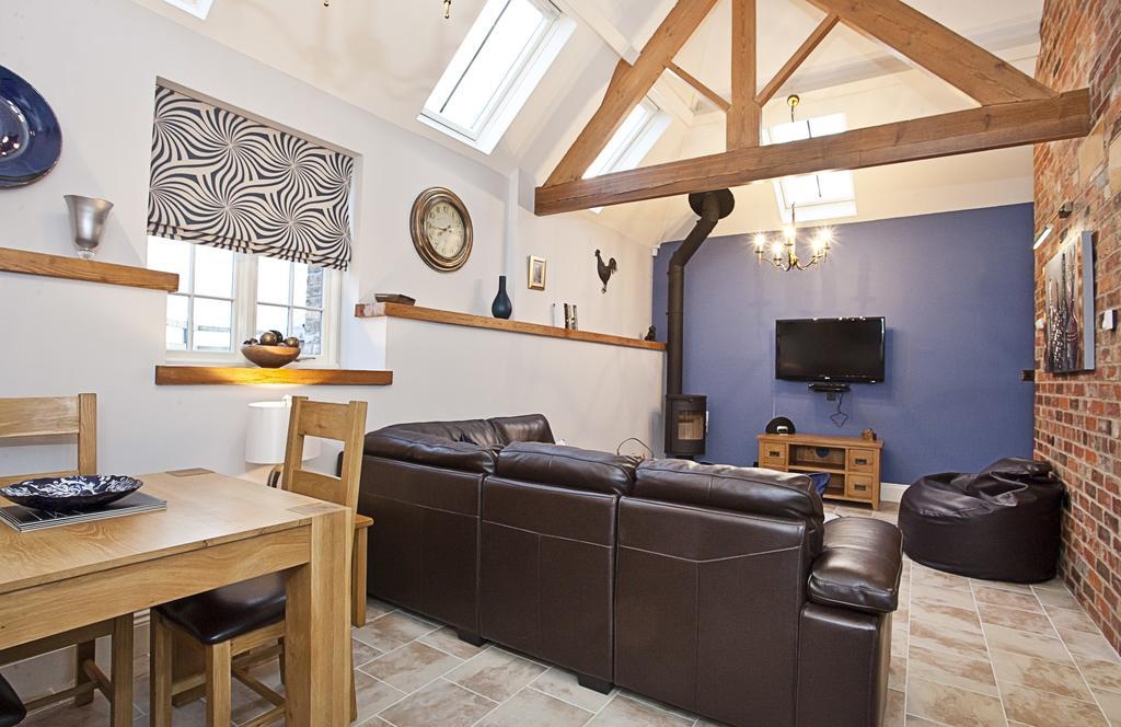 Holtby Grange Cottages Йорк Экстерьер фото